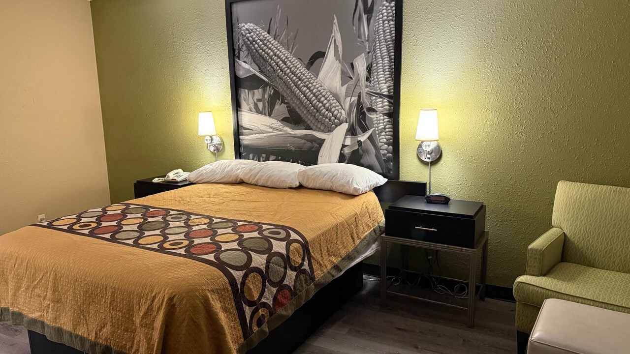 Photo of Bedroom in Mendota