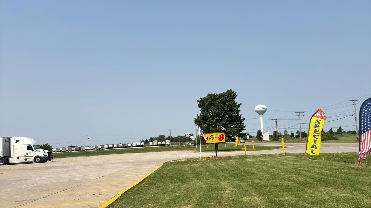 Photo of Others in Mendota