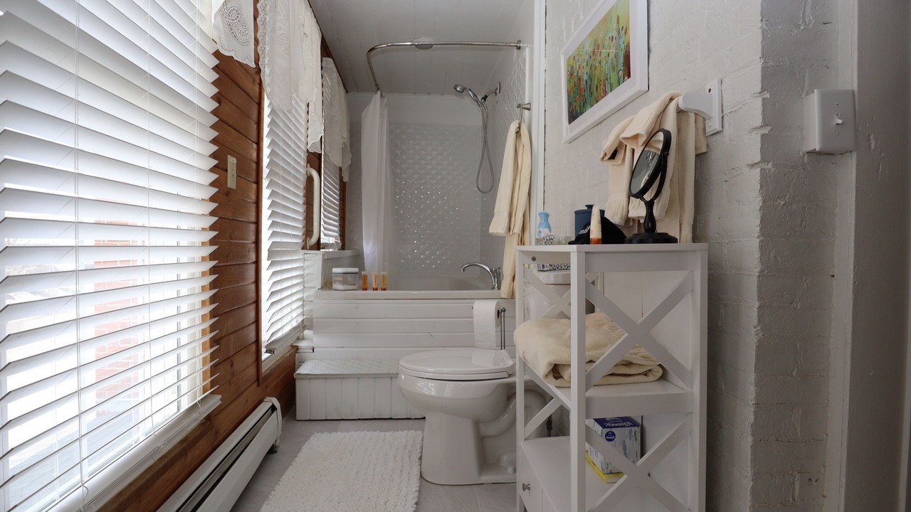 Photo of Bathroom in Galena