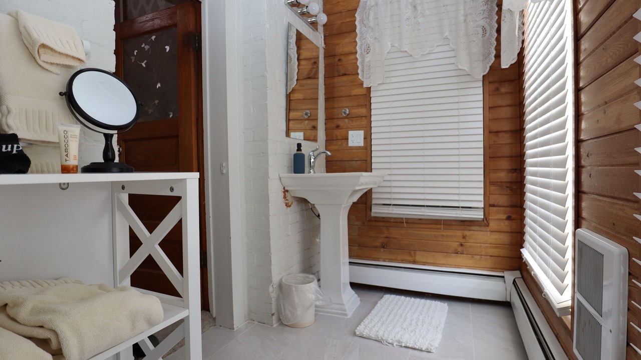 Photo of Bathroom in Galena
