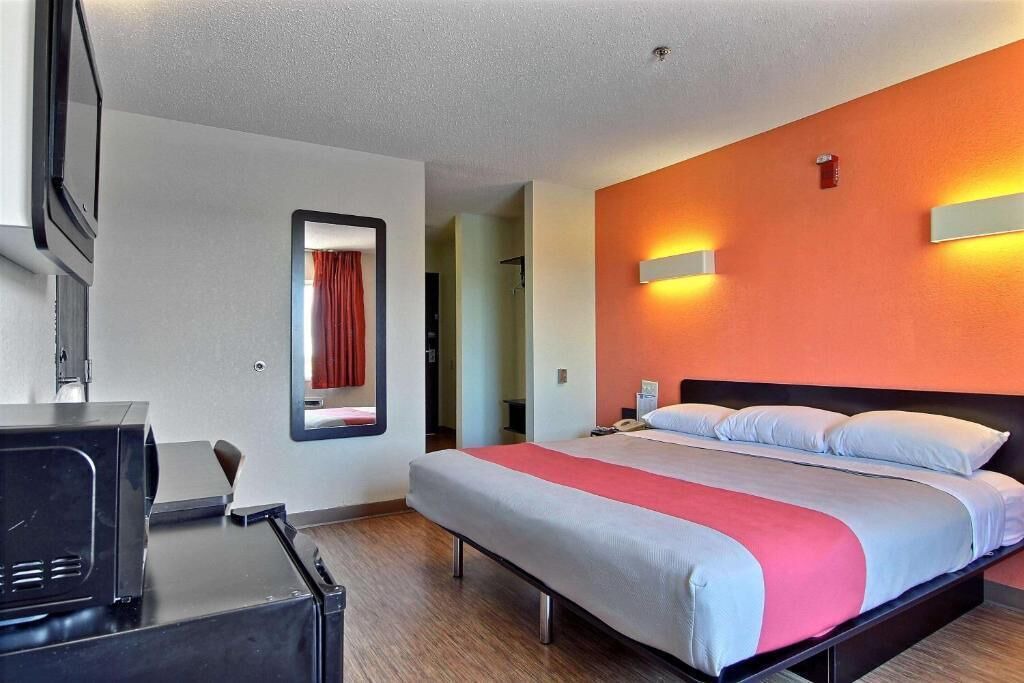 Photo of Bedroom in Gilman