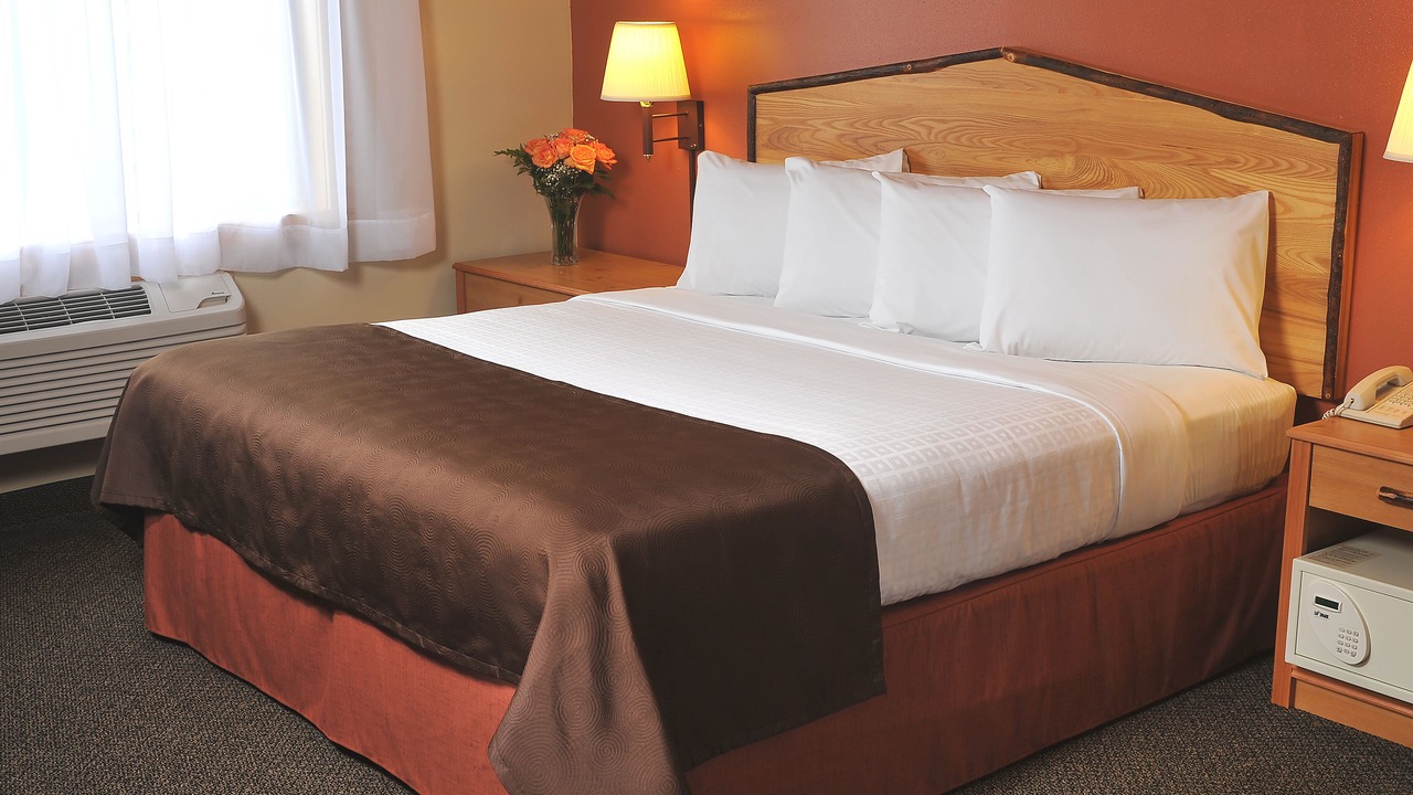 Photo of Bedroom in Oswego