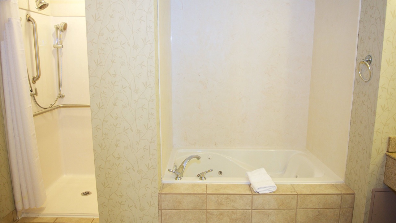 Photo of Bathroom in Effingham
