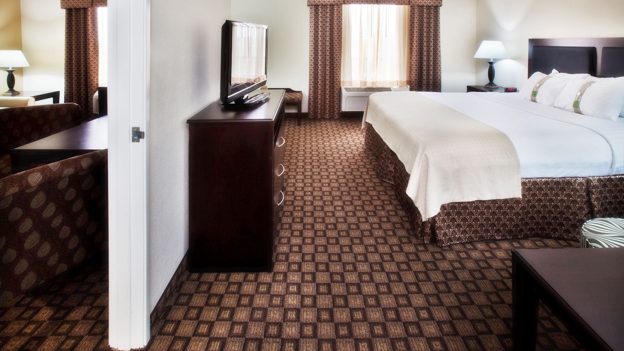 Photo of Bedroom in Quincy
