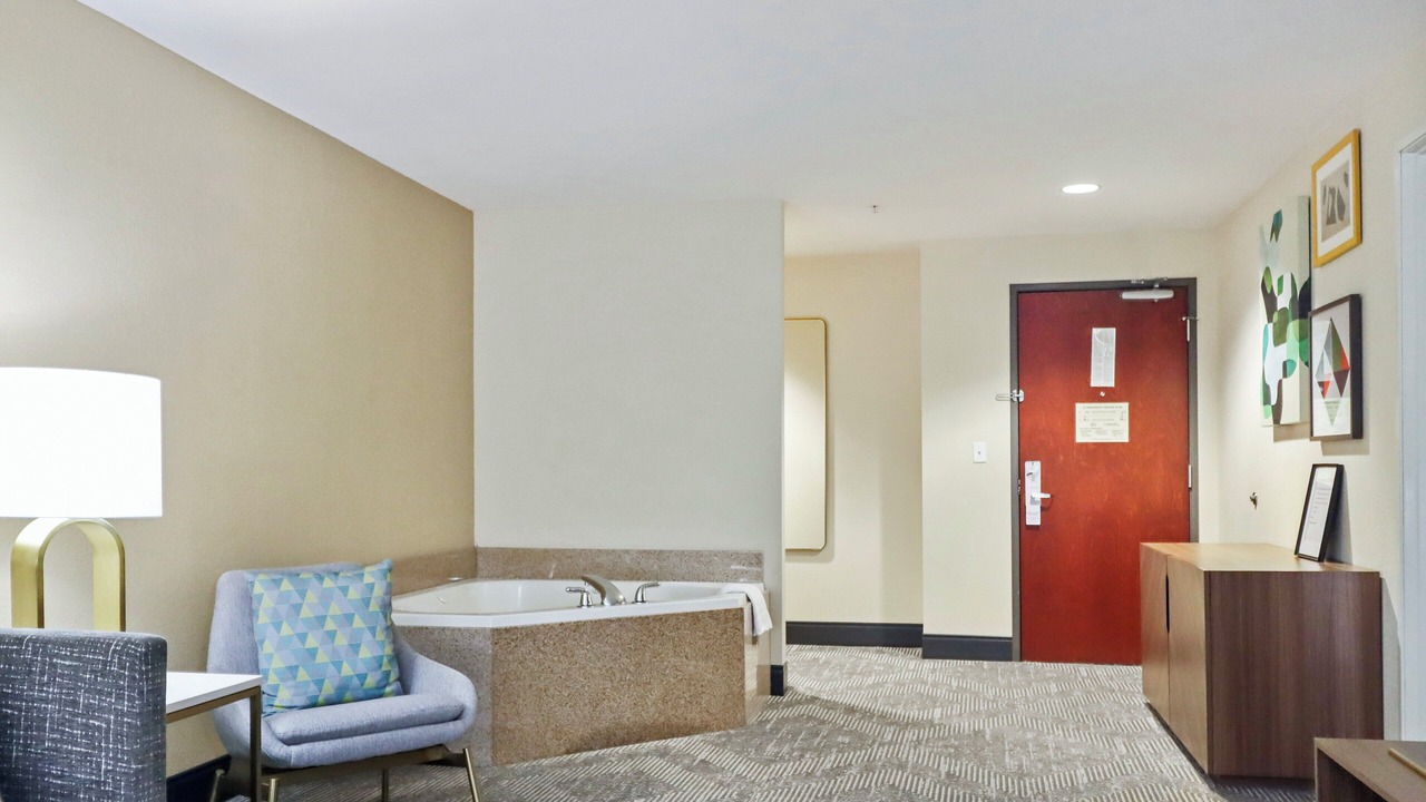 Photo of Bedroom in Quincy