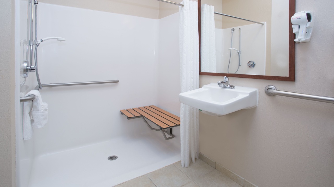 Photo of Bathroom in Orange Prairie