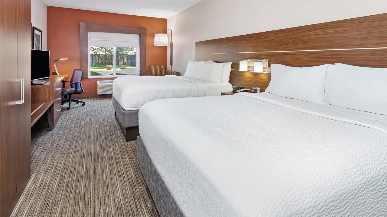 Photo of Bedroom in Lansing