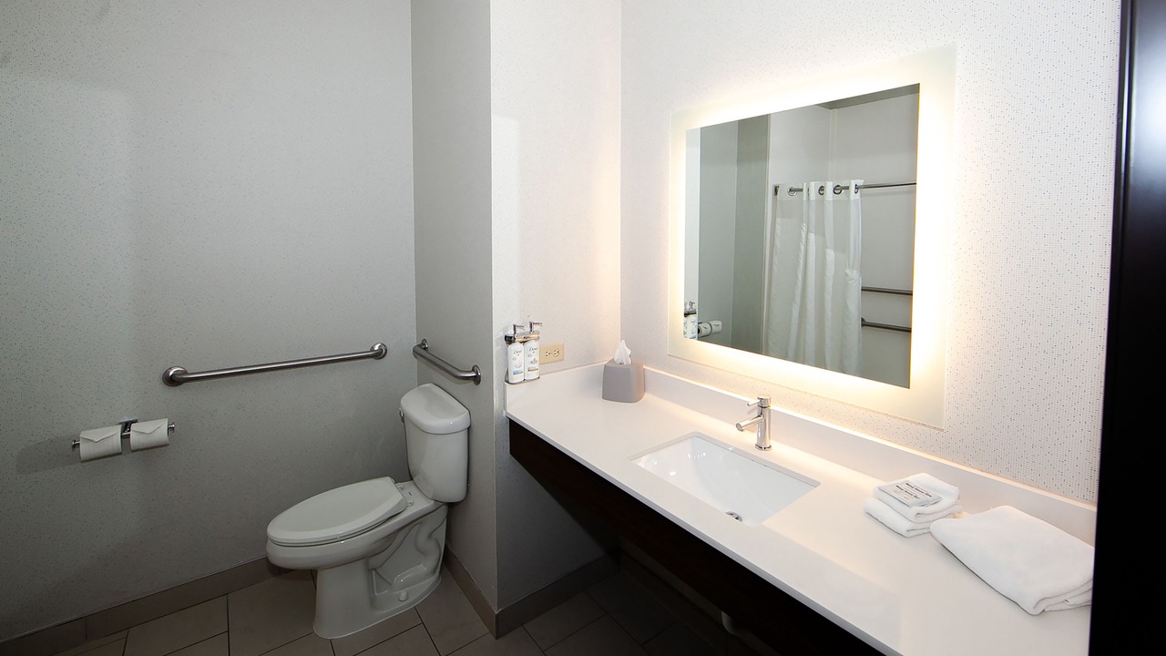 Photo of Bathroom in Lansing