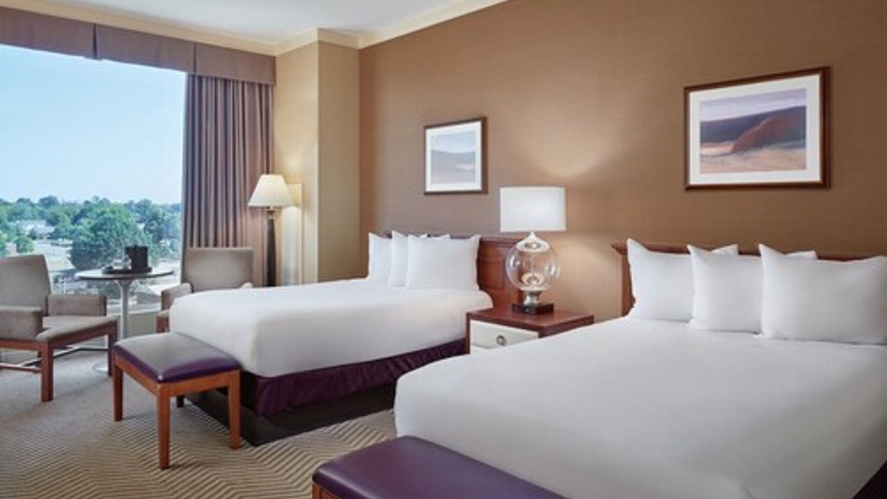 Photo of Bedroom in Metropolis