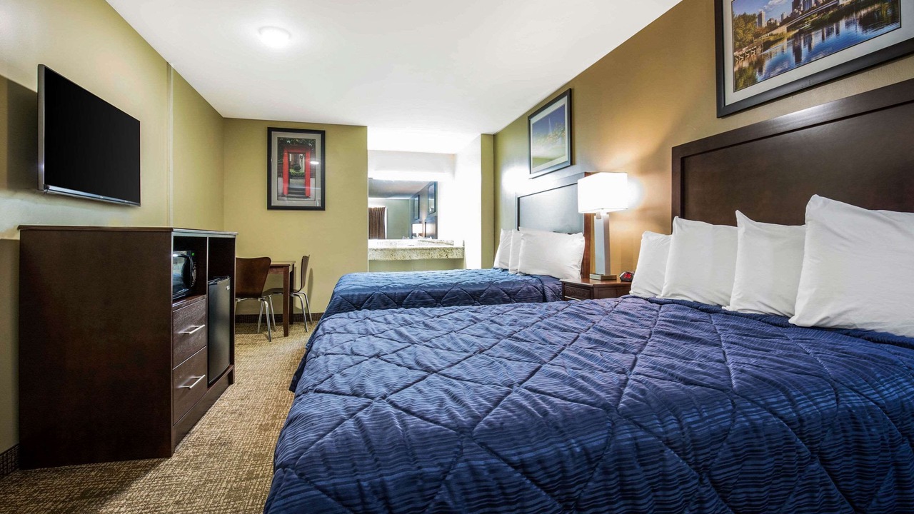 Photo of Bedroom in Lyons