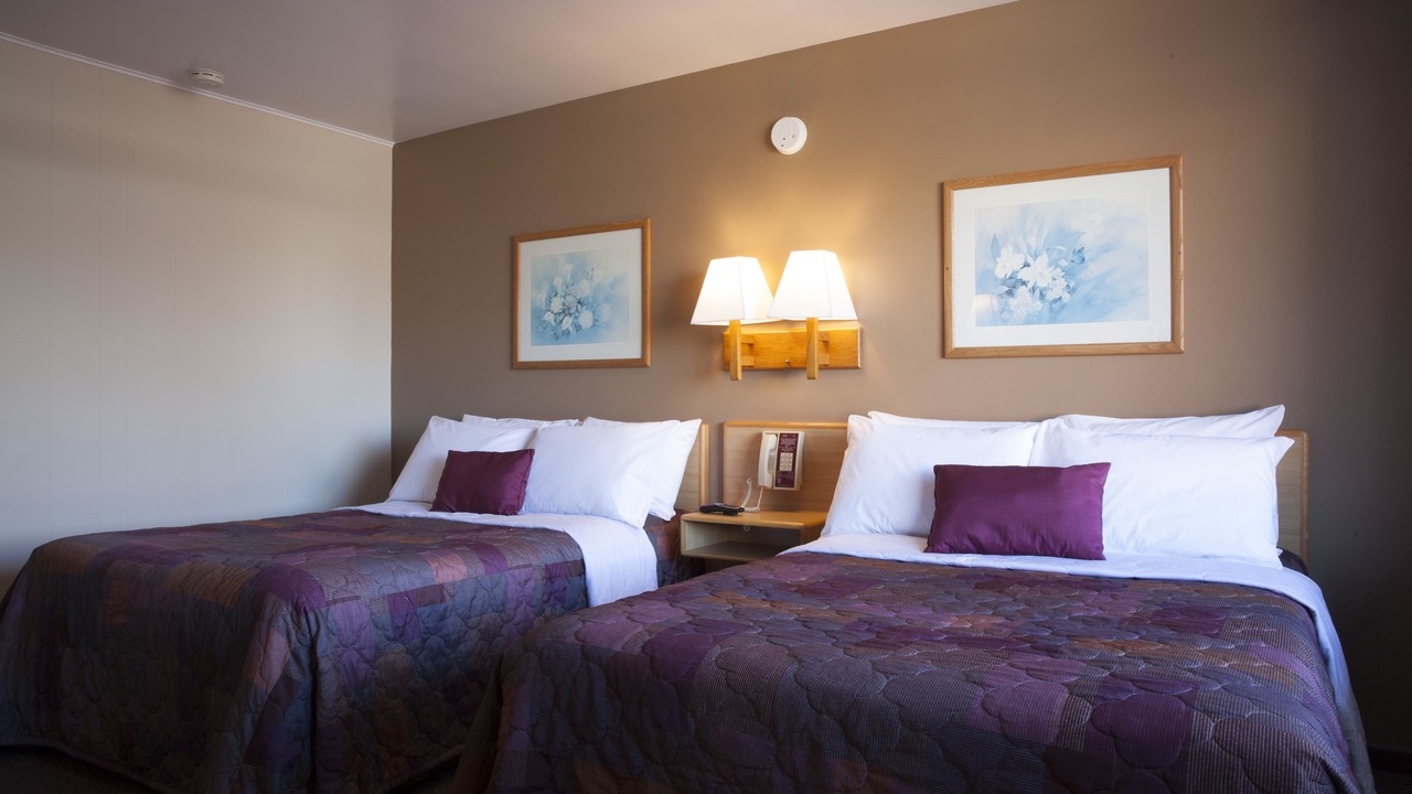 Photo of Bedroom in Edgewater