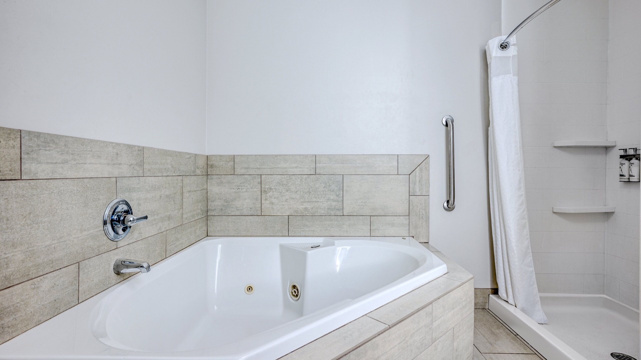 Photo of Bathroom in Vandalia