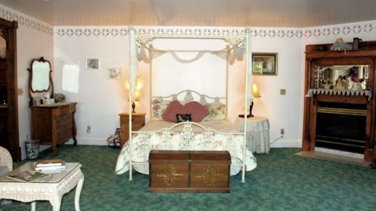 Photo of Bathroom in Galena