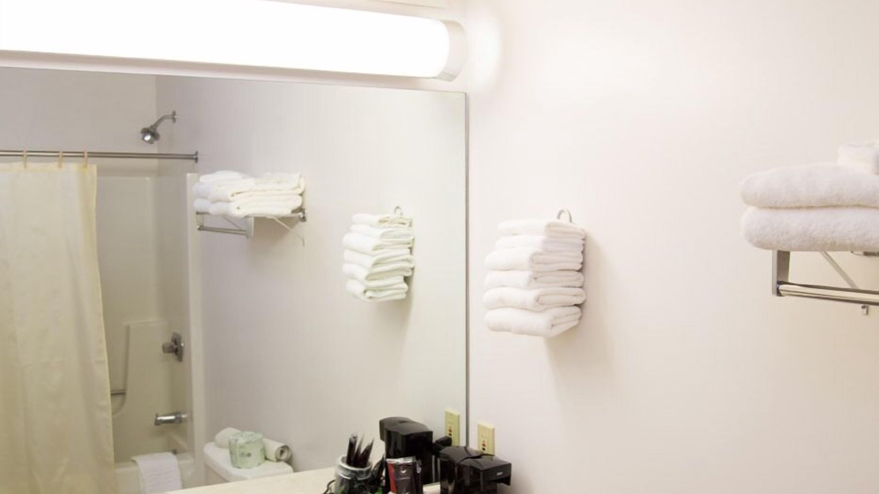 Photo of Bathroom in Shelbyville