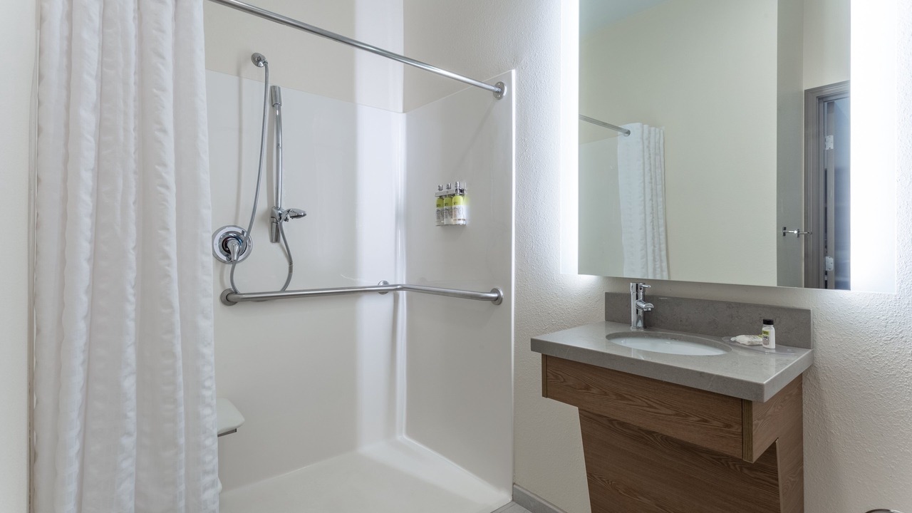 Photo of Bedroom in O'Fallon