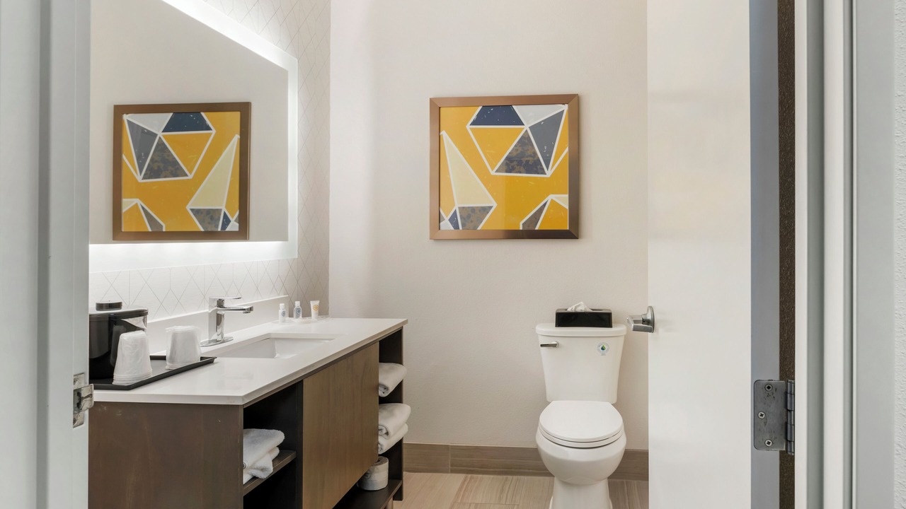 Photo of Bathroom in Elgin