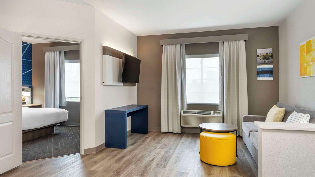 Photo of Livingroom in Elgin
