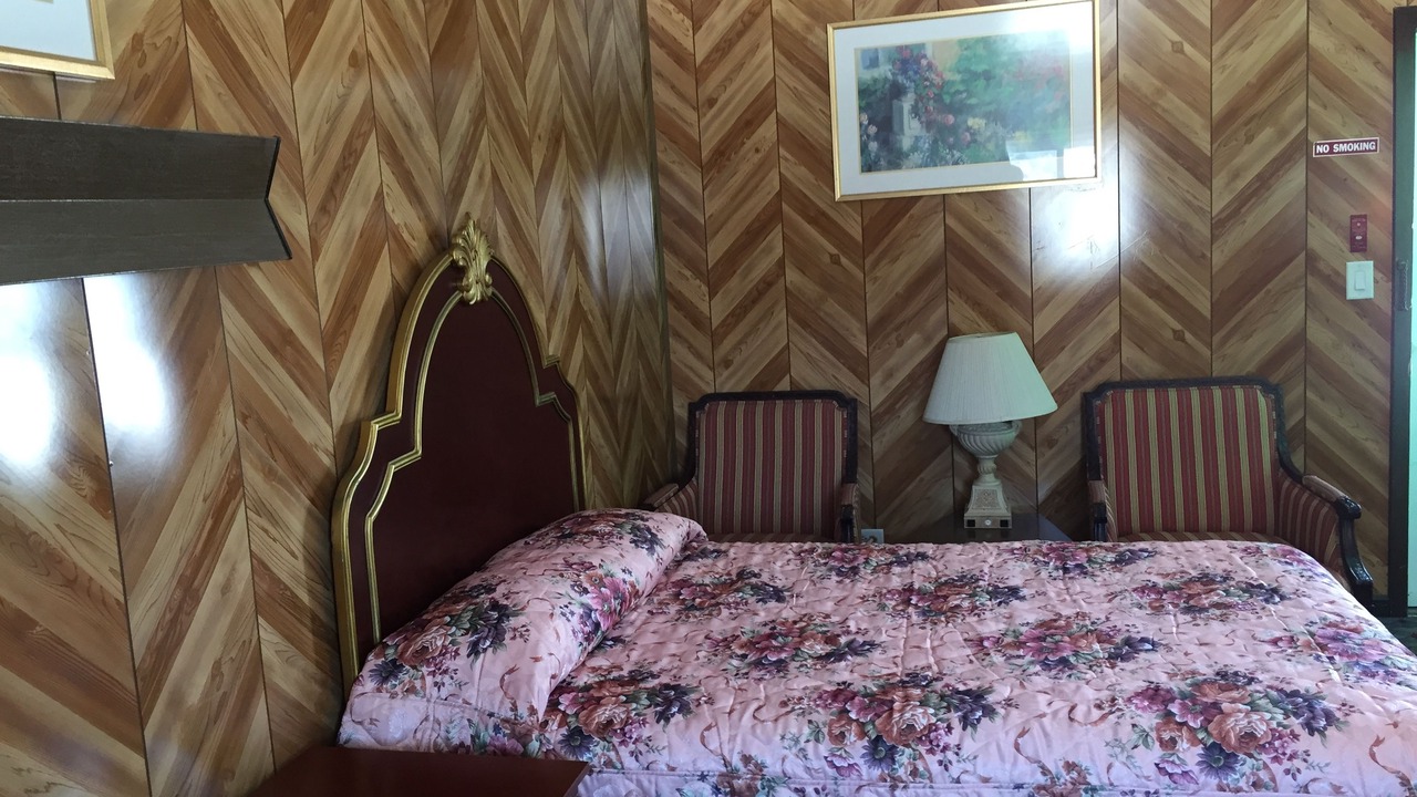 Photo of Bedroom in Lake Bluff