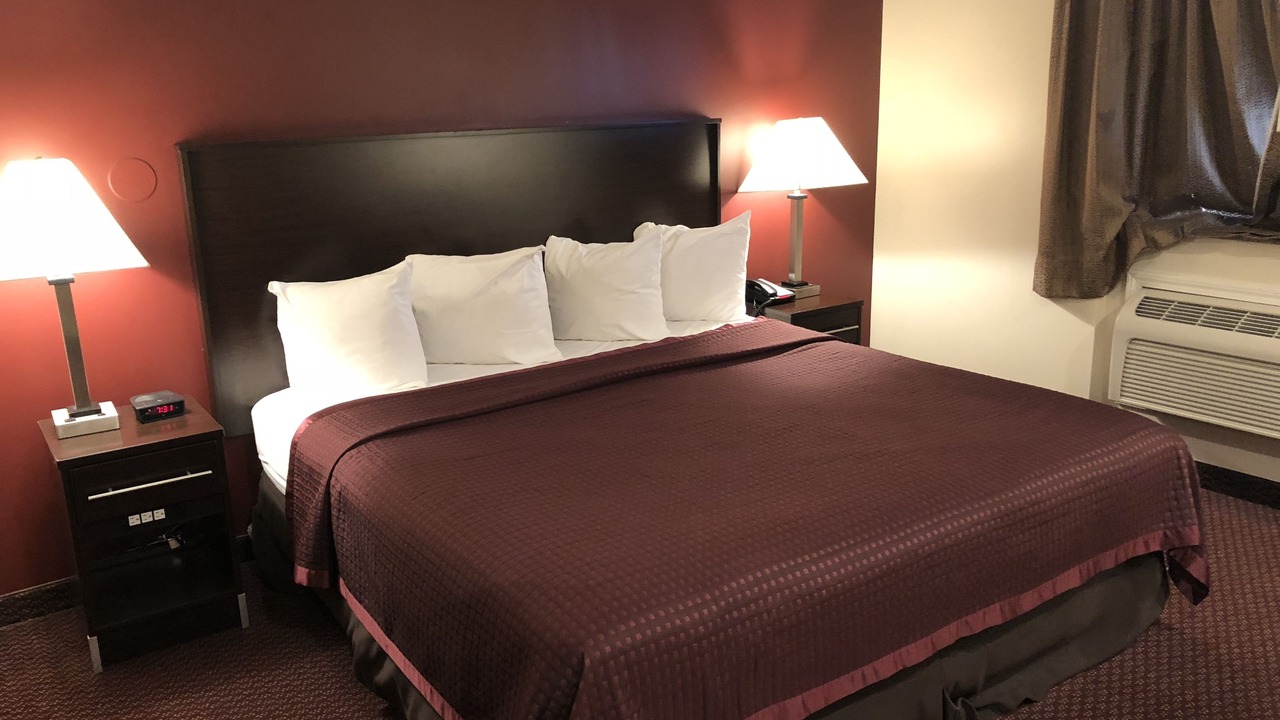 Photo of Bedroom in Franklin Park