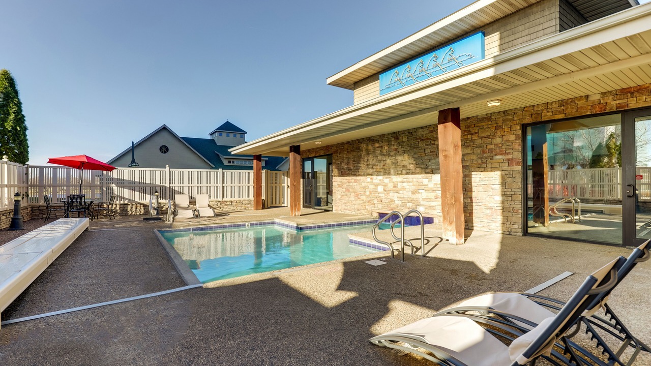 Photo of Outdoor in Moline