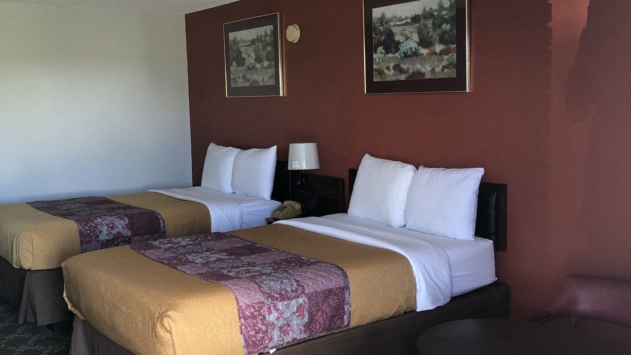 Photo of Bedroom in Greenup