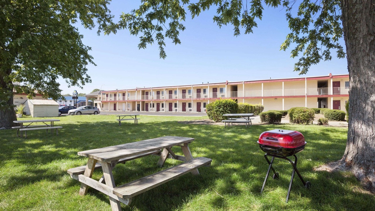 Photo of Outdoor in Champaign