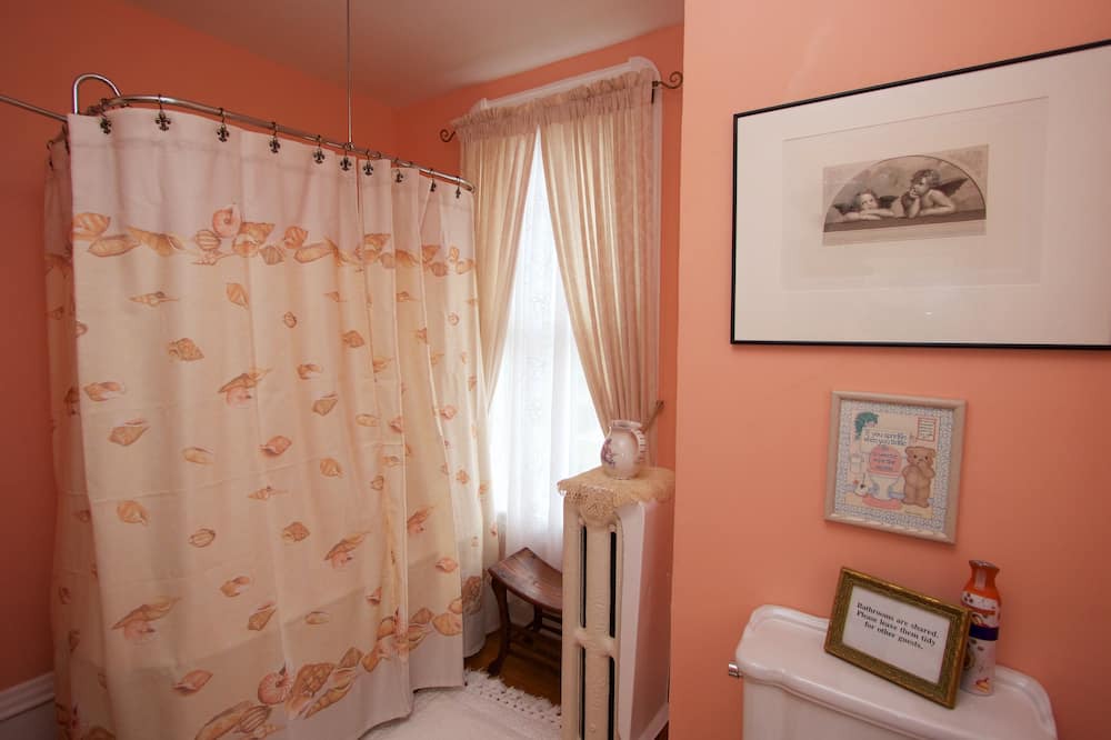 Photo of Bathroom in Urbana