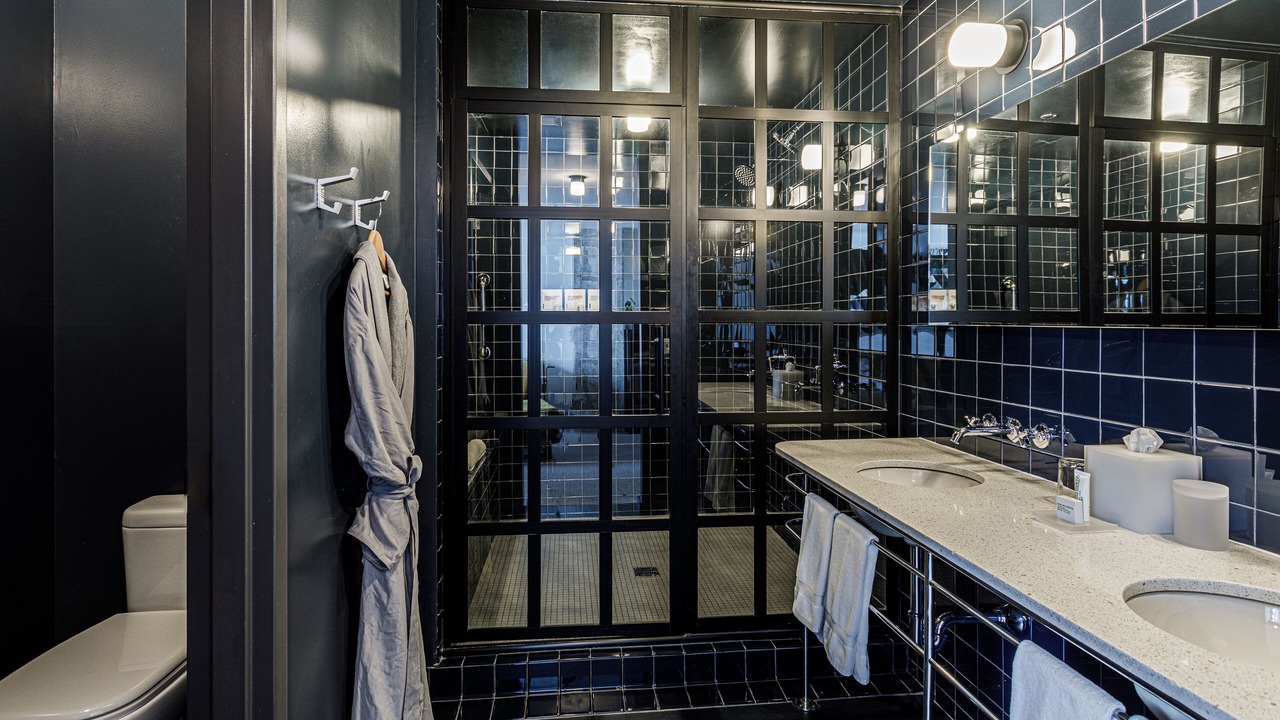 Photo of Bathroom in West Loop