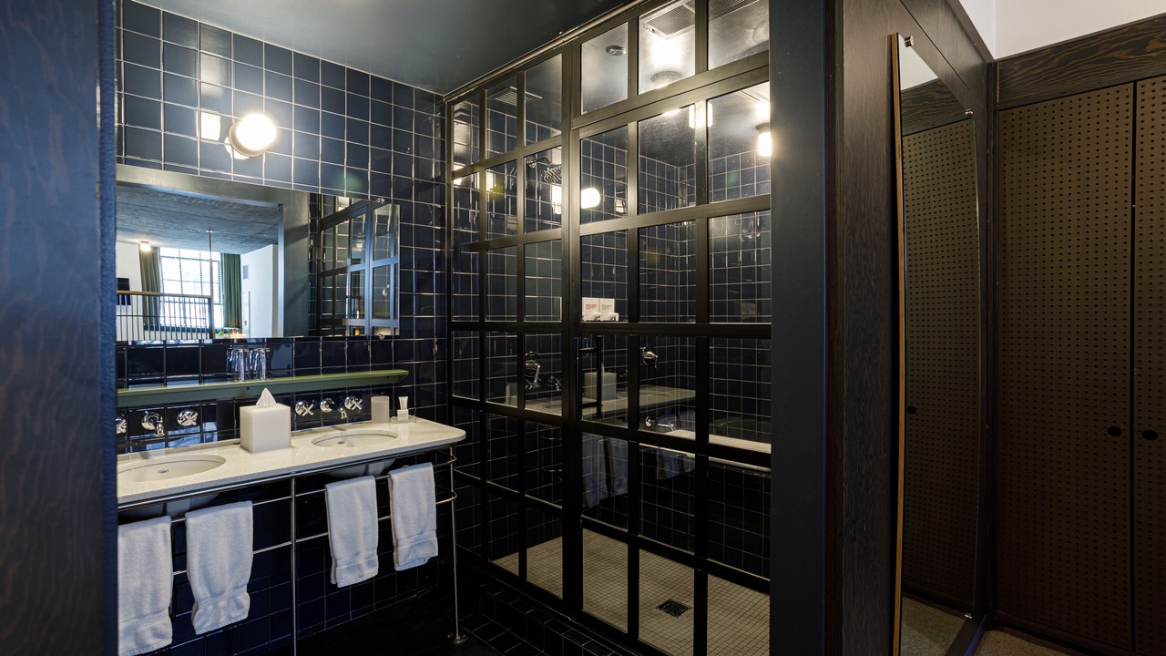 Photo of Bathroom in West Loop