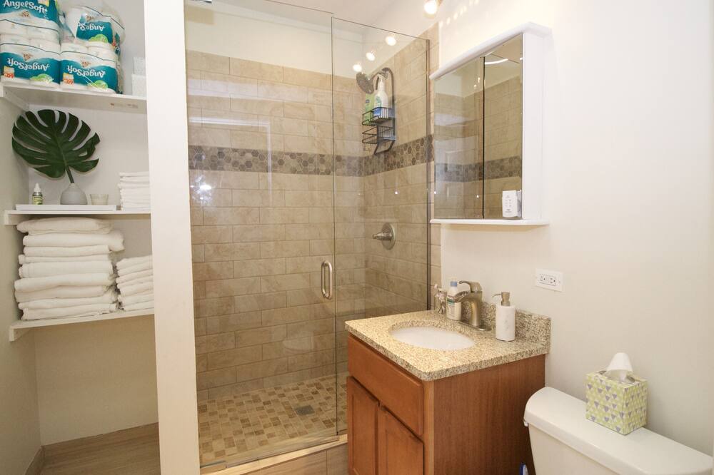 Photo of Bathroom in Bucktown
