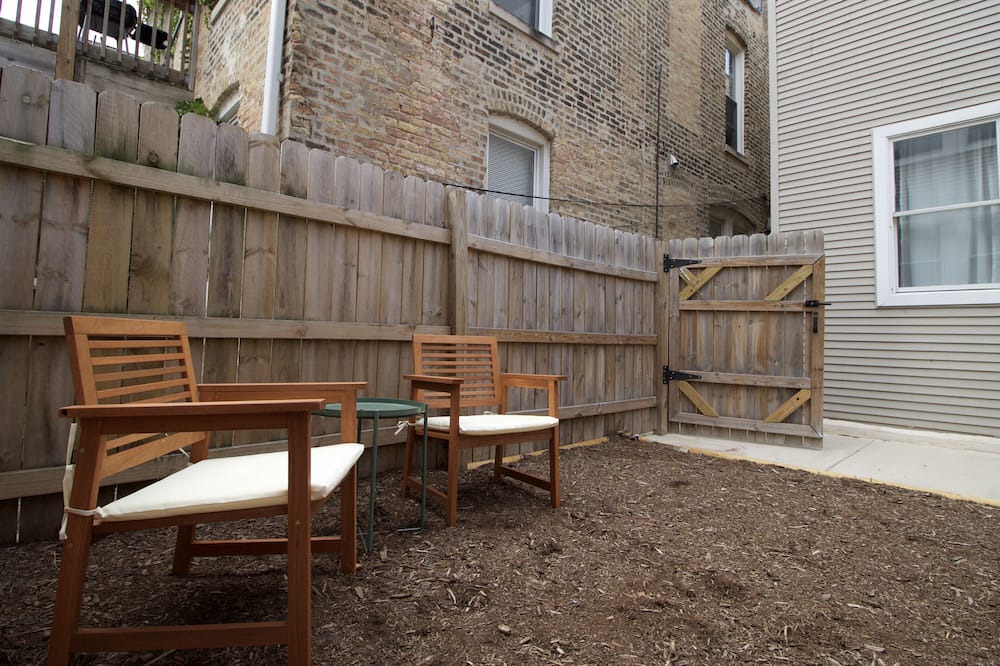 Photo of Outdoor in Bucktown