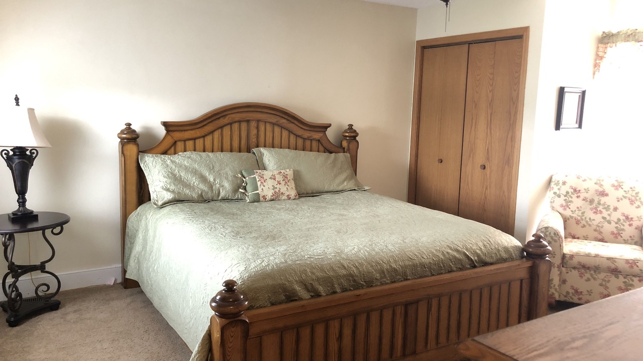 Photo of Bedroom in Nauvoo