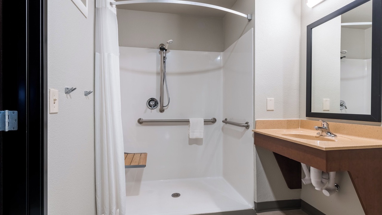 Photo of Bathroom in North Aurora
