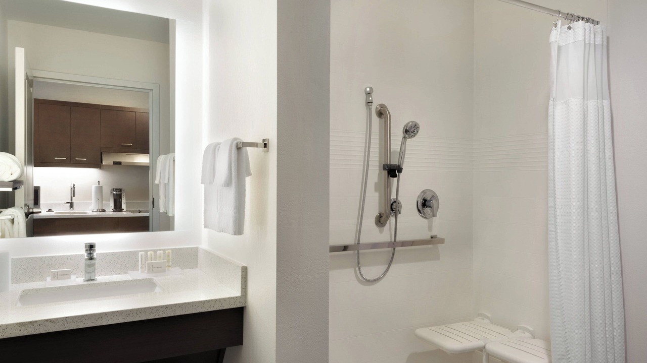 Photo of Bathroom in Minooka