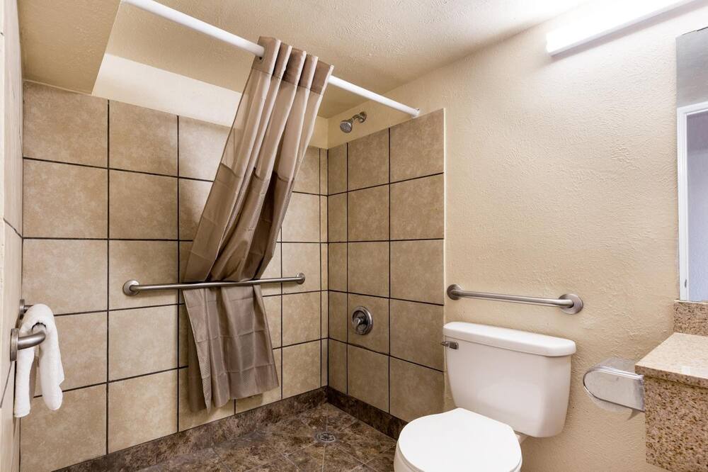 Photo of Bathroom in Lincoln