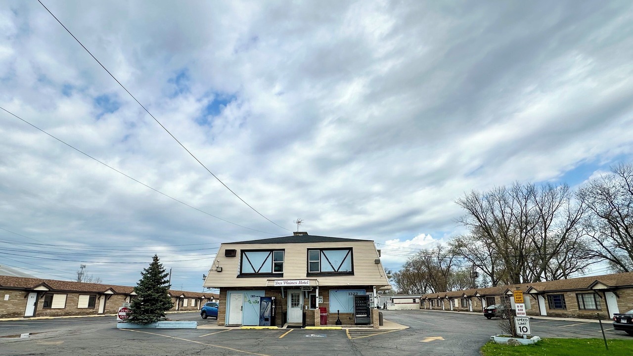 Photo of Outdoor in Des Plaines