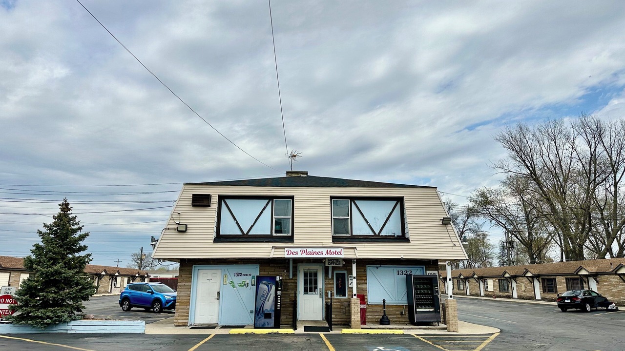 Photo of Outdoor in Des Plaines