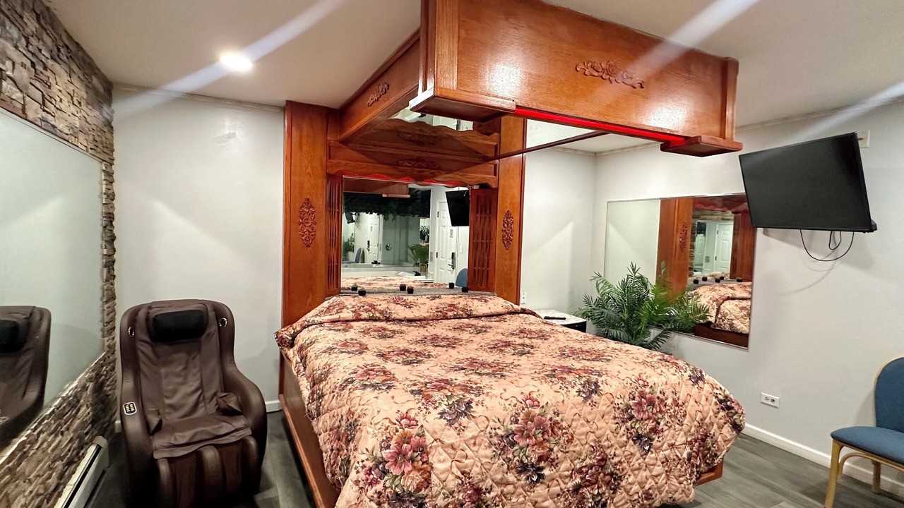 Photo of Bedroom in Des Plaines