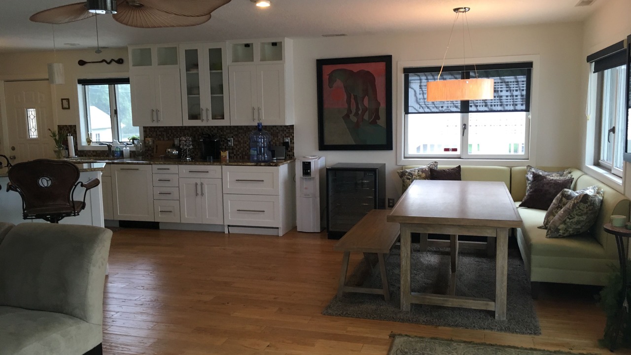 Photo of Livingroom in Quad Cities