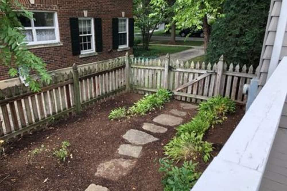 Photo of Outdoor in Naperville