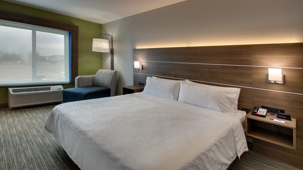 Photo of Bedroom in Waukegan