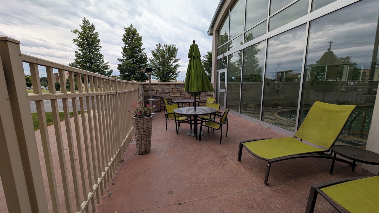 Photo of Patio Balcony in Waukegan