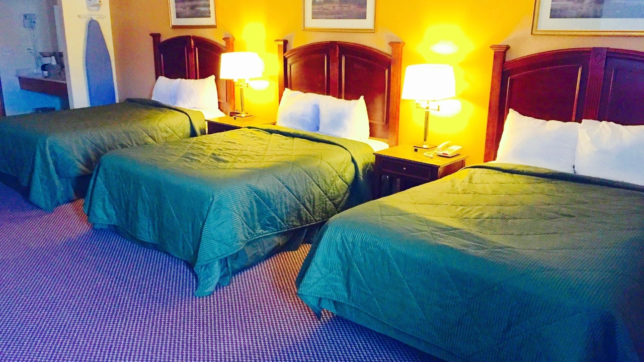 Photo of Bedroom in Waukegan