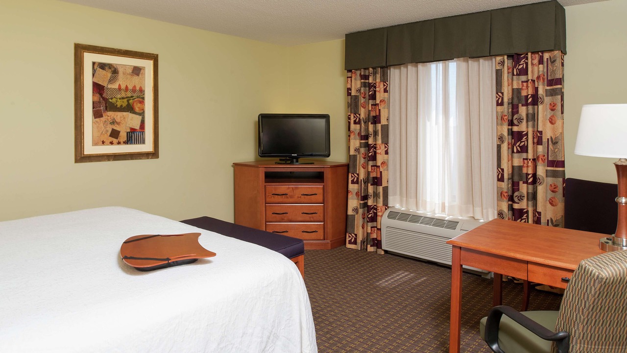 Photo of Bedroom in Macomb