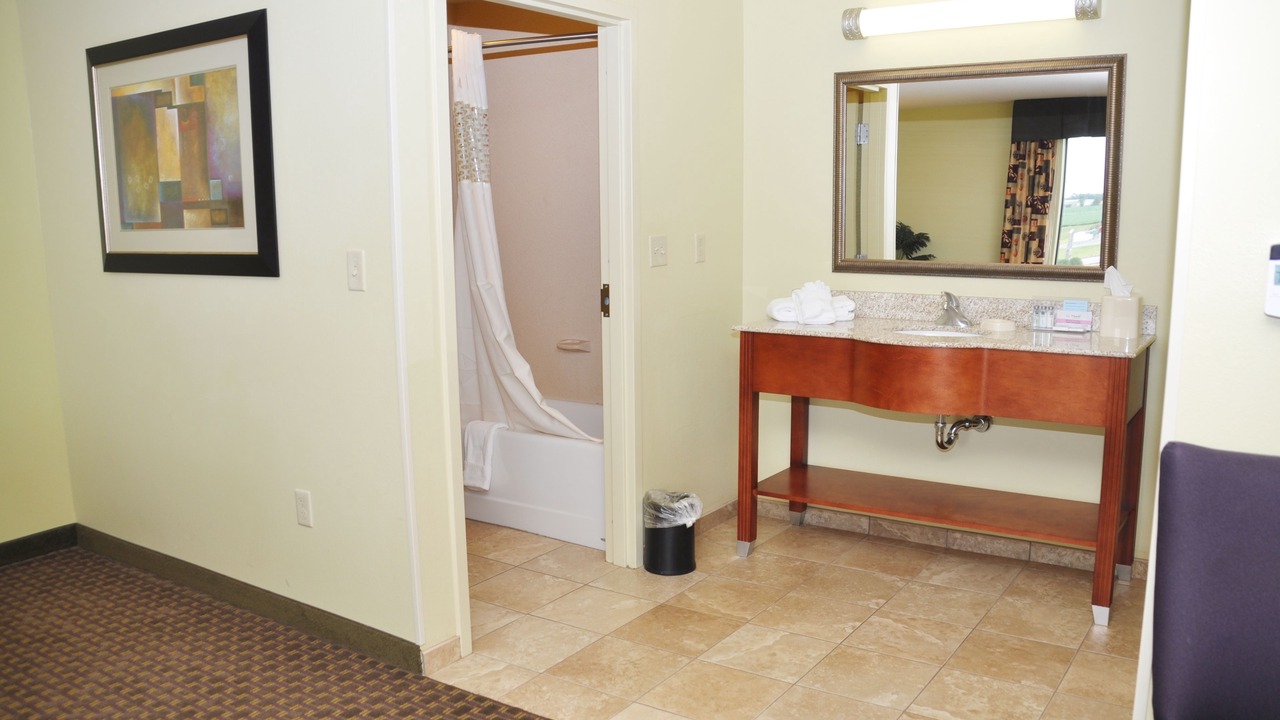 Photo of Bathroom in Macomb