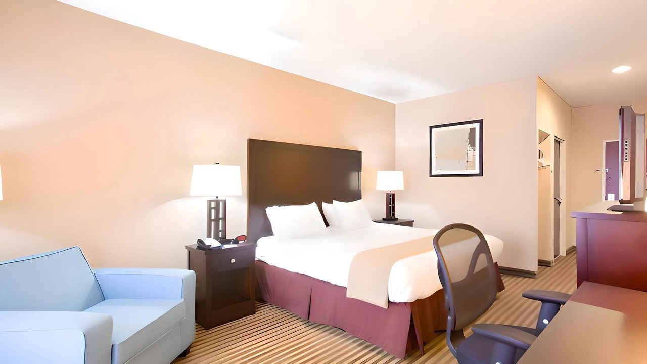 Photo of Bedroom in Le Roy