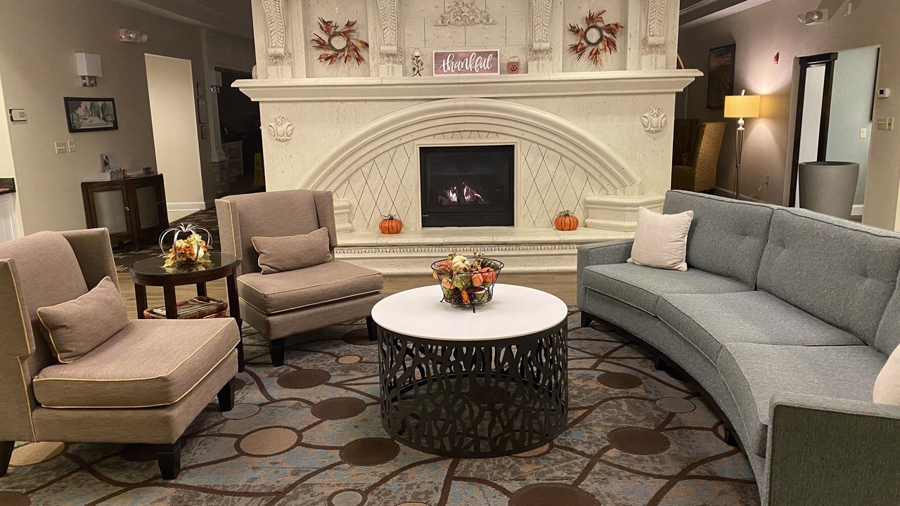 Photo of Livingroom in Forsyth