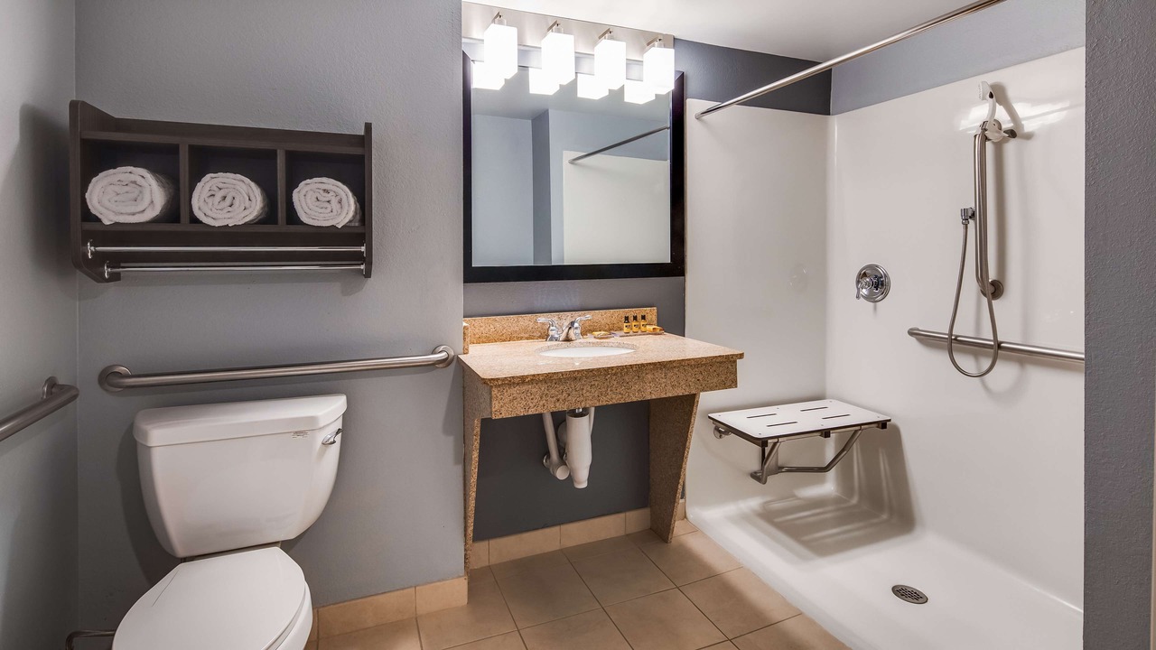 Photo of Bathroom in Champaign