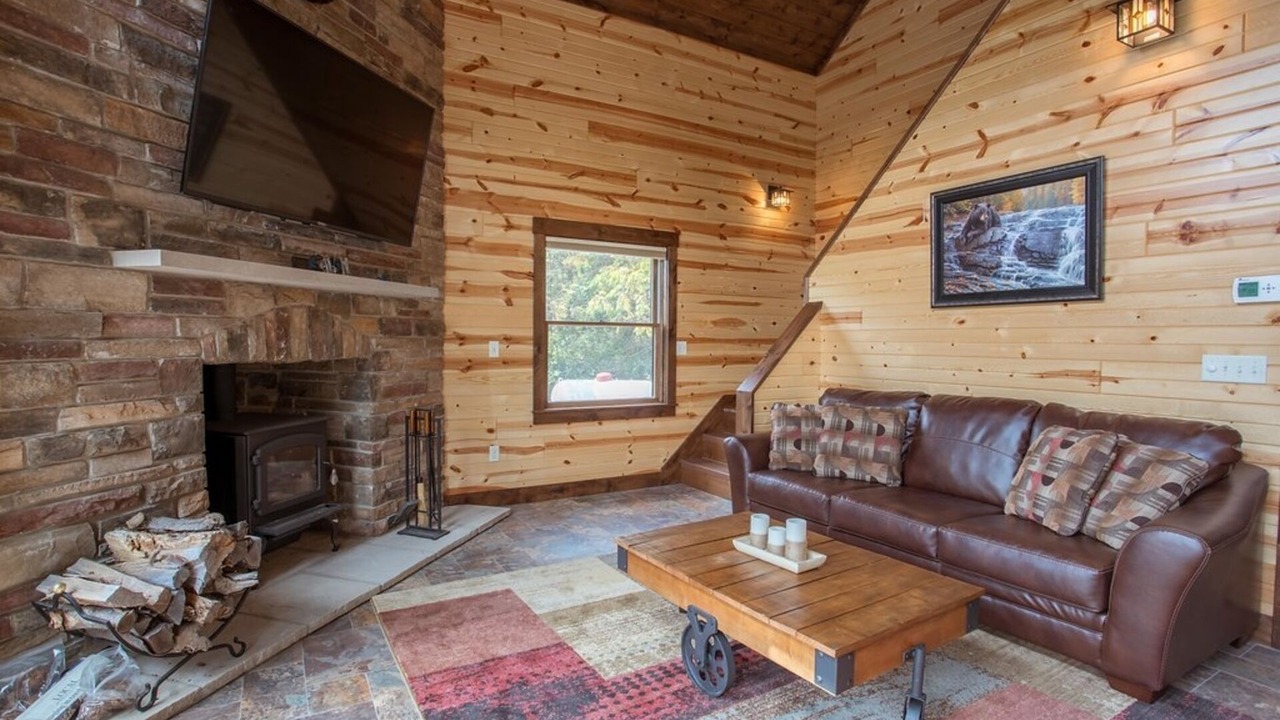 Photo of Livingroom in Sullivan