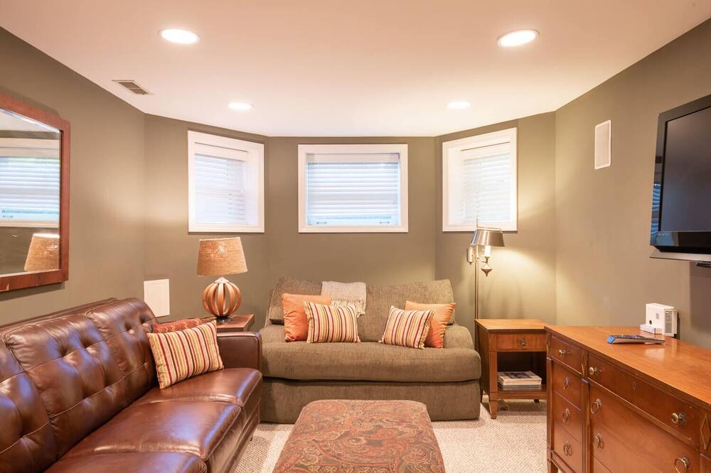 Photo of Livingroom in Lakeview